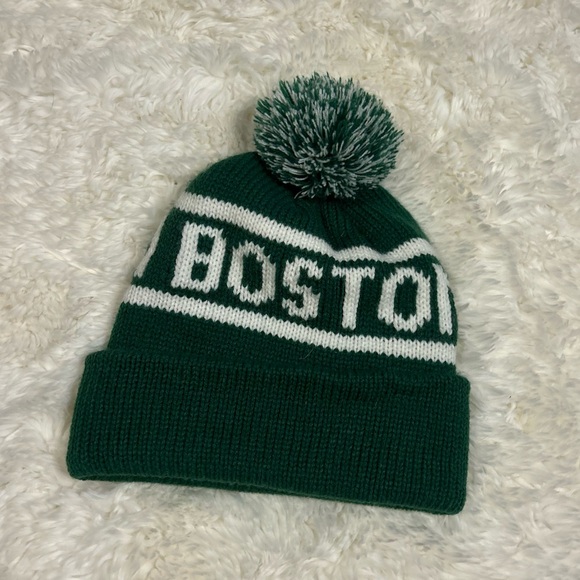 Boston Celtics Beanie poof ball hat-one size fits most-only used once or twice - Picture 3 of 3